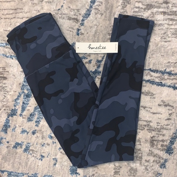 honestee Pants - High wasted blue camo leggings 💖